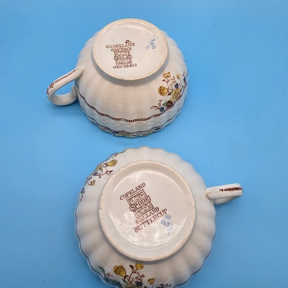 2 Spode Copeland Vintage Buttercup Tea Cups Older Back stamp 2/7873 Made England